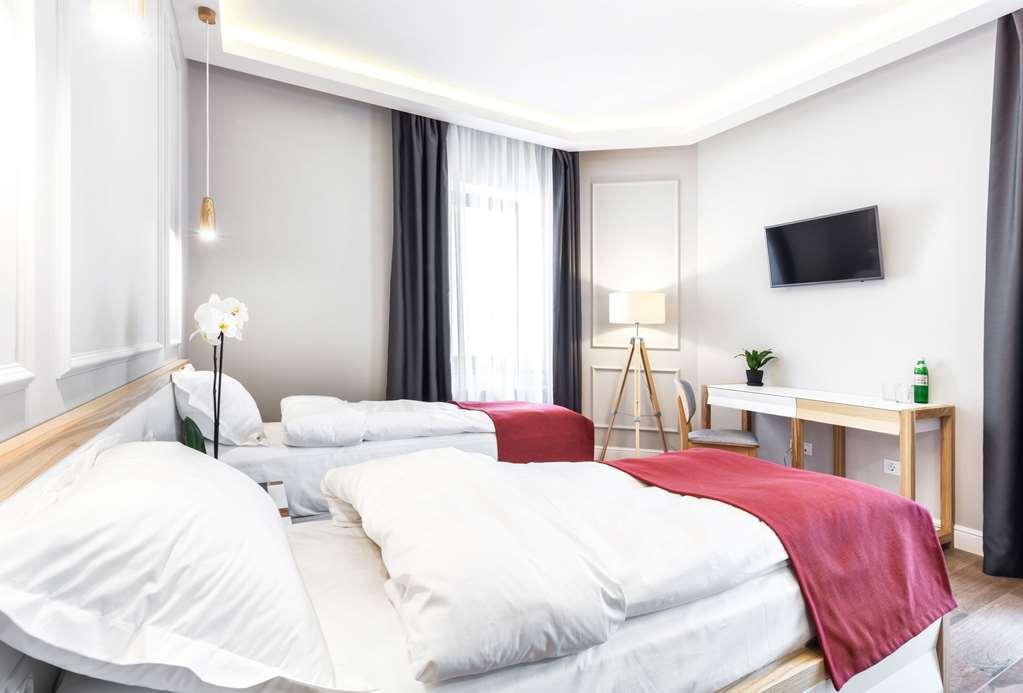 Frapolli 21 Hotel Odesa Room photo