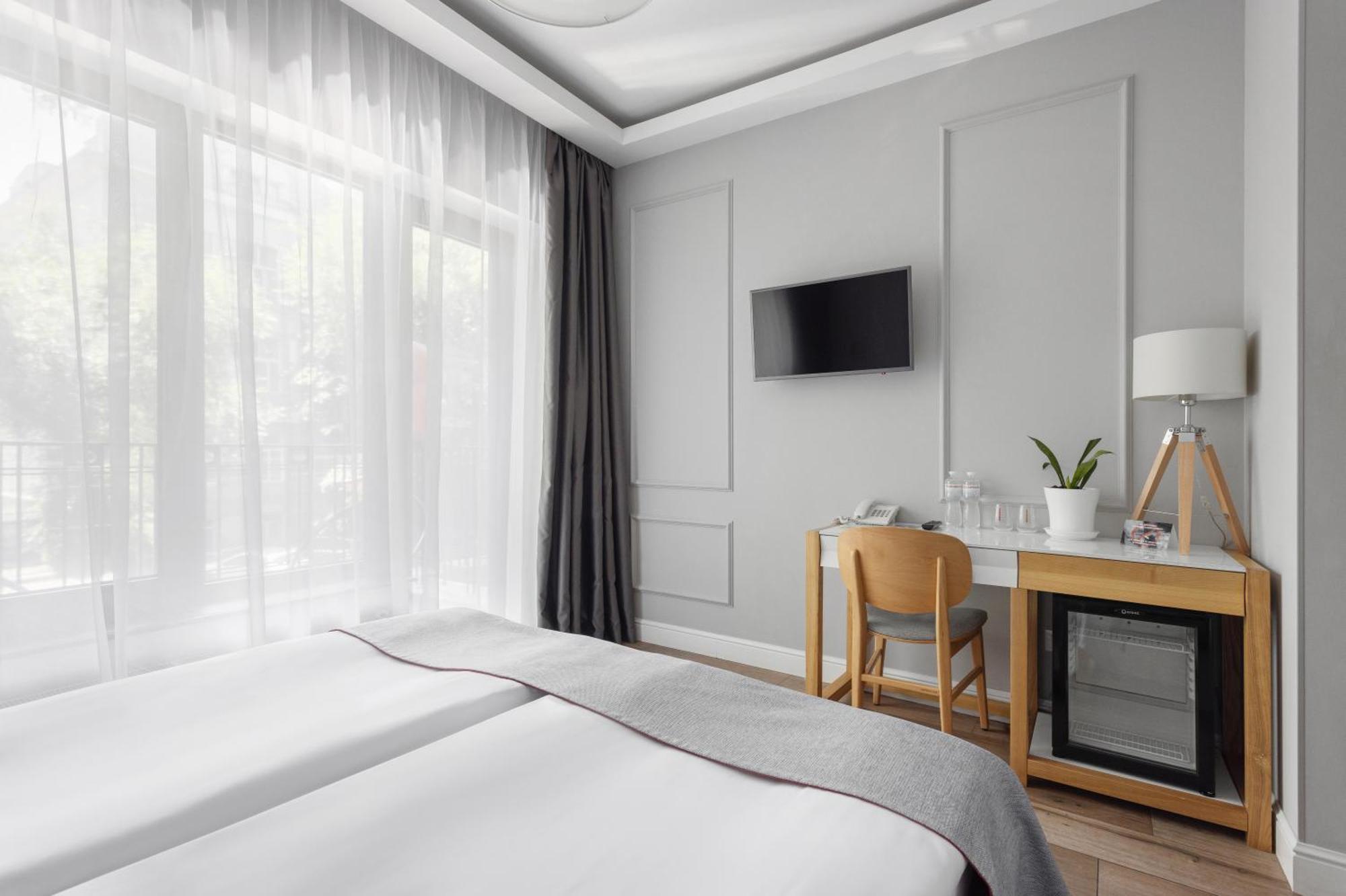 Frapolli 21 Hotel Odesa Exterior photo